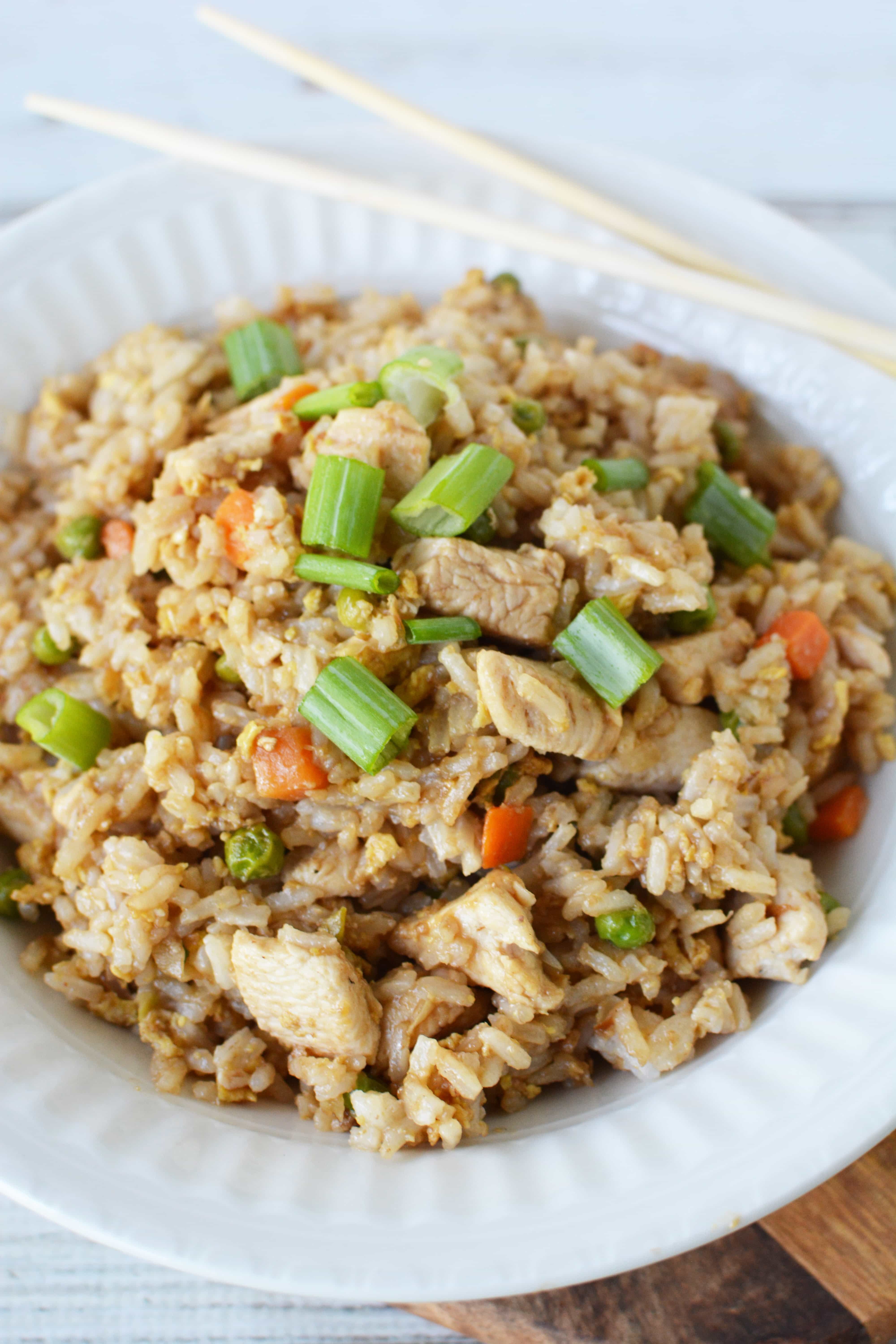 nhận nuôi gà đá nhận nuôi gà đá