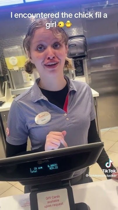 Khám phá sự độc đáo của giống gà đá cựa sắt tại Dubai
